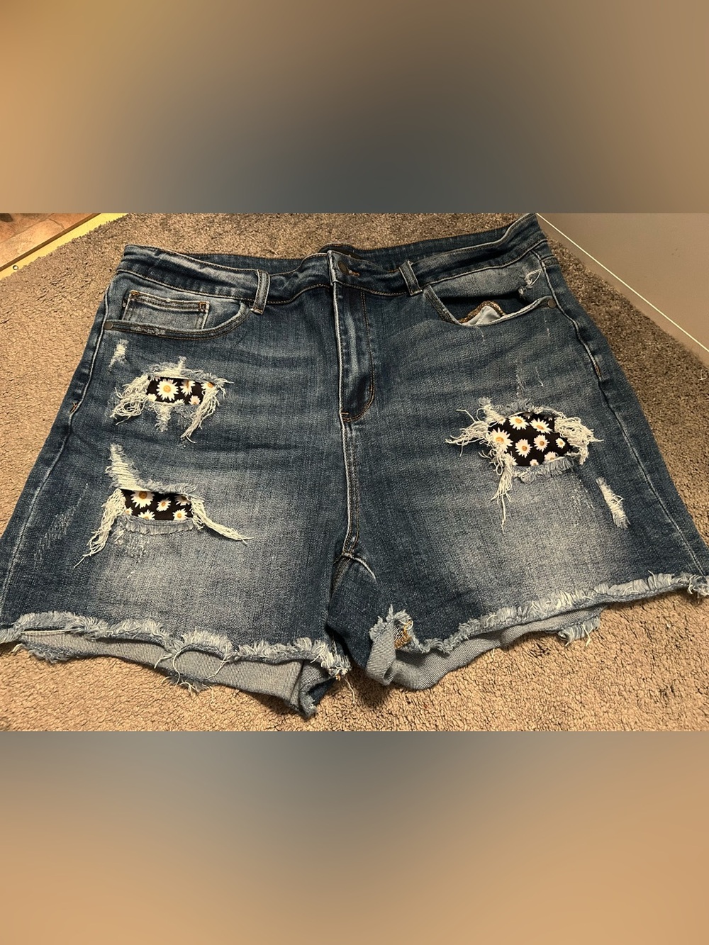 Denim Distressed Shorts with Daisy Patch Detail